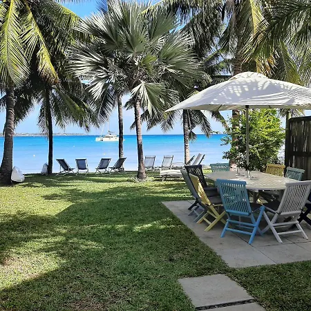 Fantastic Spacious Beachfront Villavacances